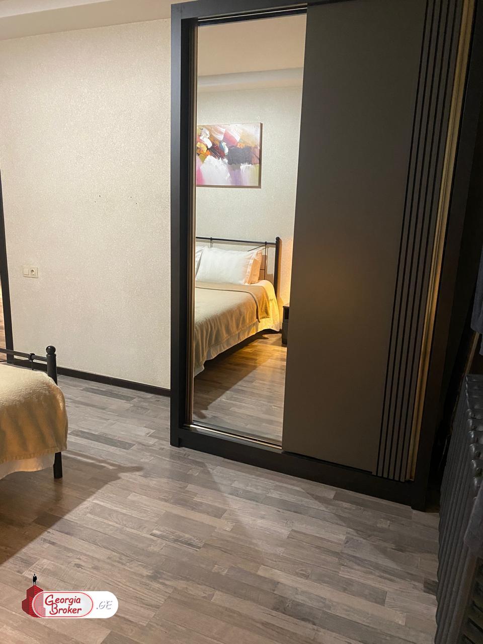 ქირავდება ახალი გარემონტებული 2 ოთახიანი ბინა ვერაზე